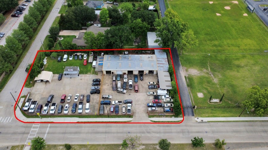 Property photo for 703 E Little York Road, Houston, TX