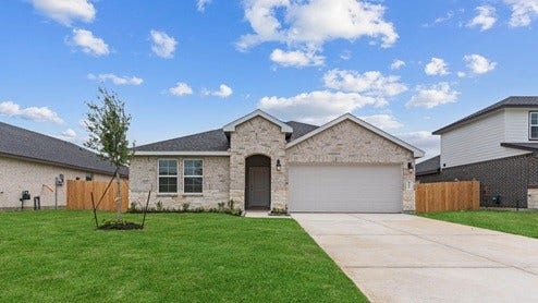 Property photo for 1016 Paddlefish Lane, Alvin, TX