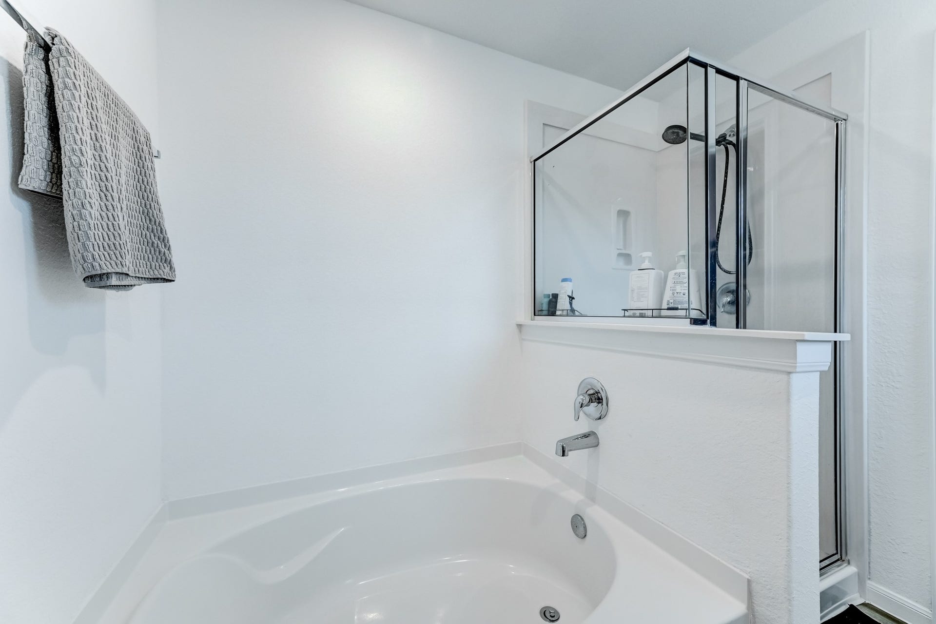 5530 Broad Spruce Street, Spring, TX 77373 5530 Broad Spruce Street, Spring, TX 77373