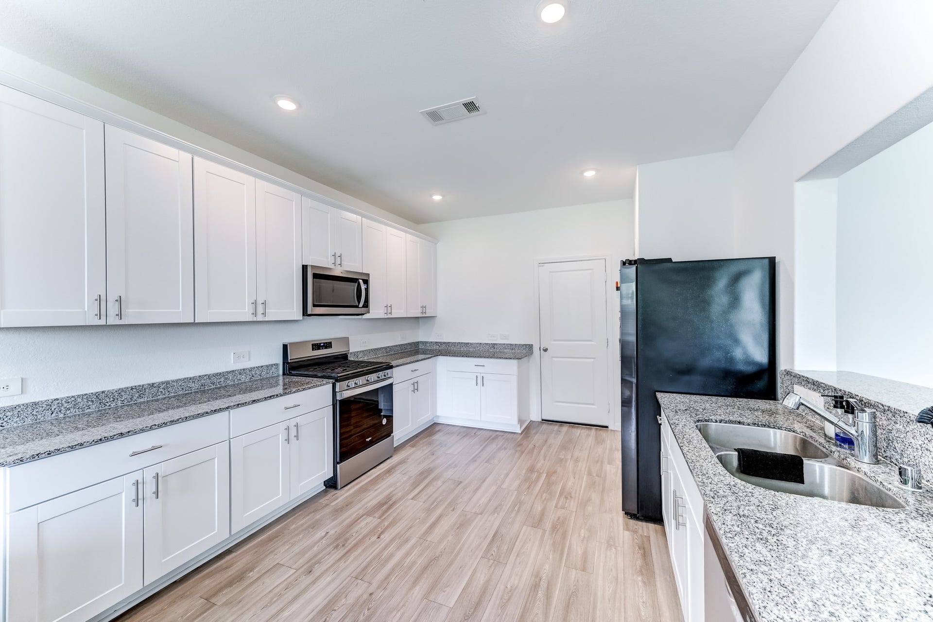 5530 Broad Spruce Street, Spring, TX 77373 5530 Broad Spruce Street, Spring, TX 77373