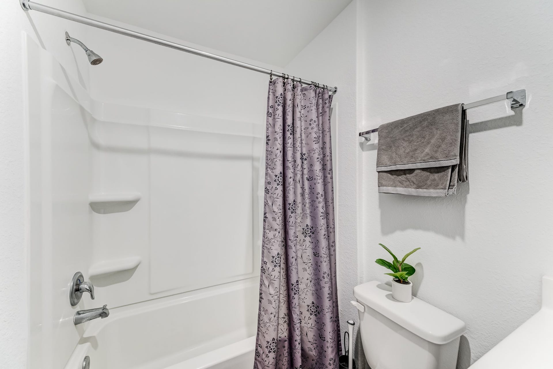 5530 Broad Spruce Street, Spring, TX 77373 5530 Broad Spruce Street, Spring, TX 77373