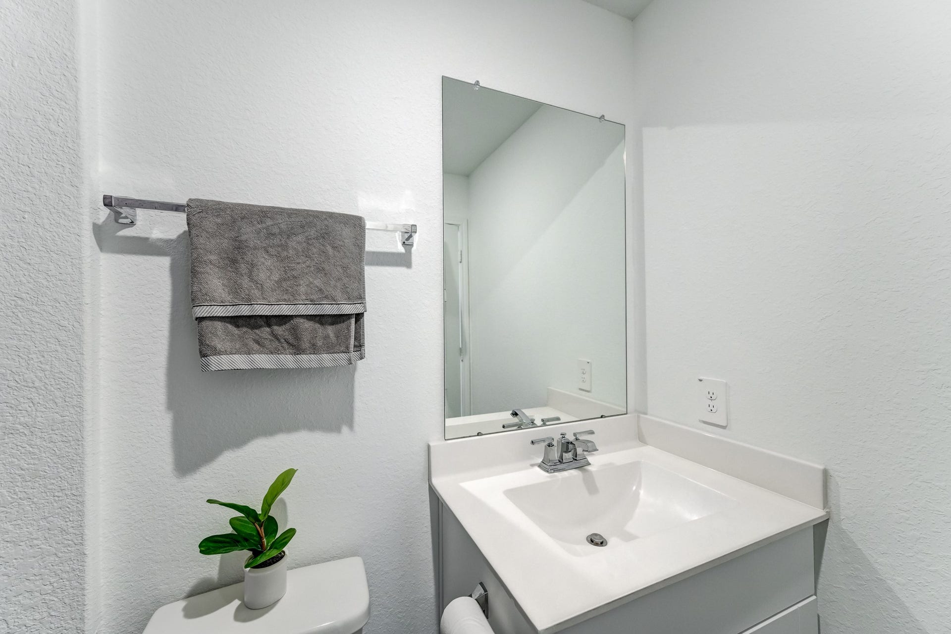 5530 Broad Spruce Street, Spring, TX 77373 5530 Broad Spruce Street, Spring, TX 77373