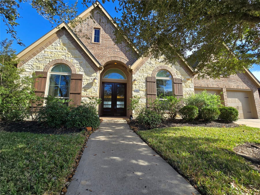 Property photo for 4311 Piper Shadow Lane, Katy, TX