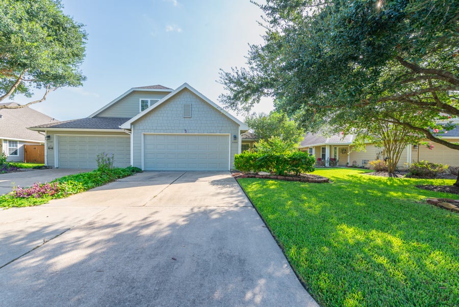 Property photo for 5335 Greenbrae Lane, Katy, TX