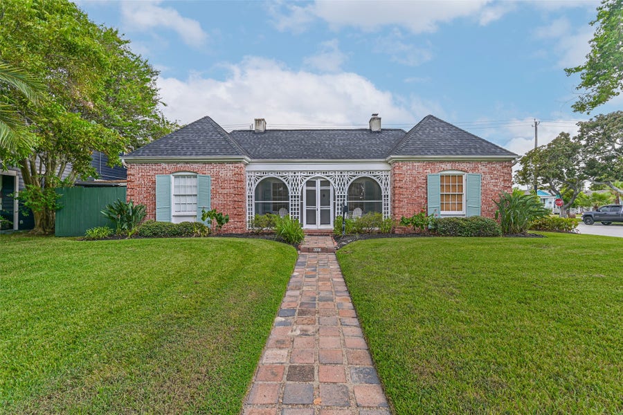 Property photo for 4804 Crockett Boulevard, Galveston, TX