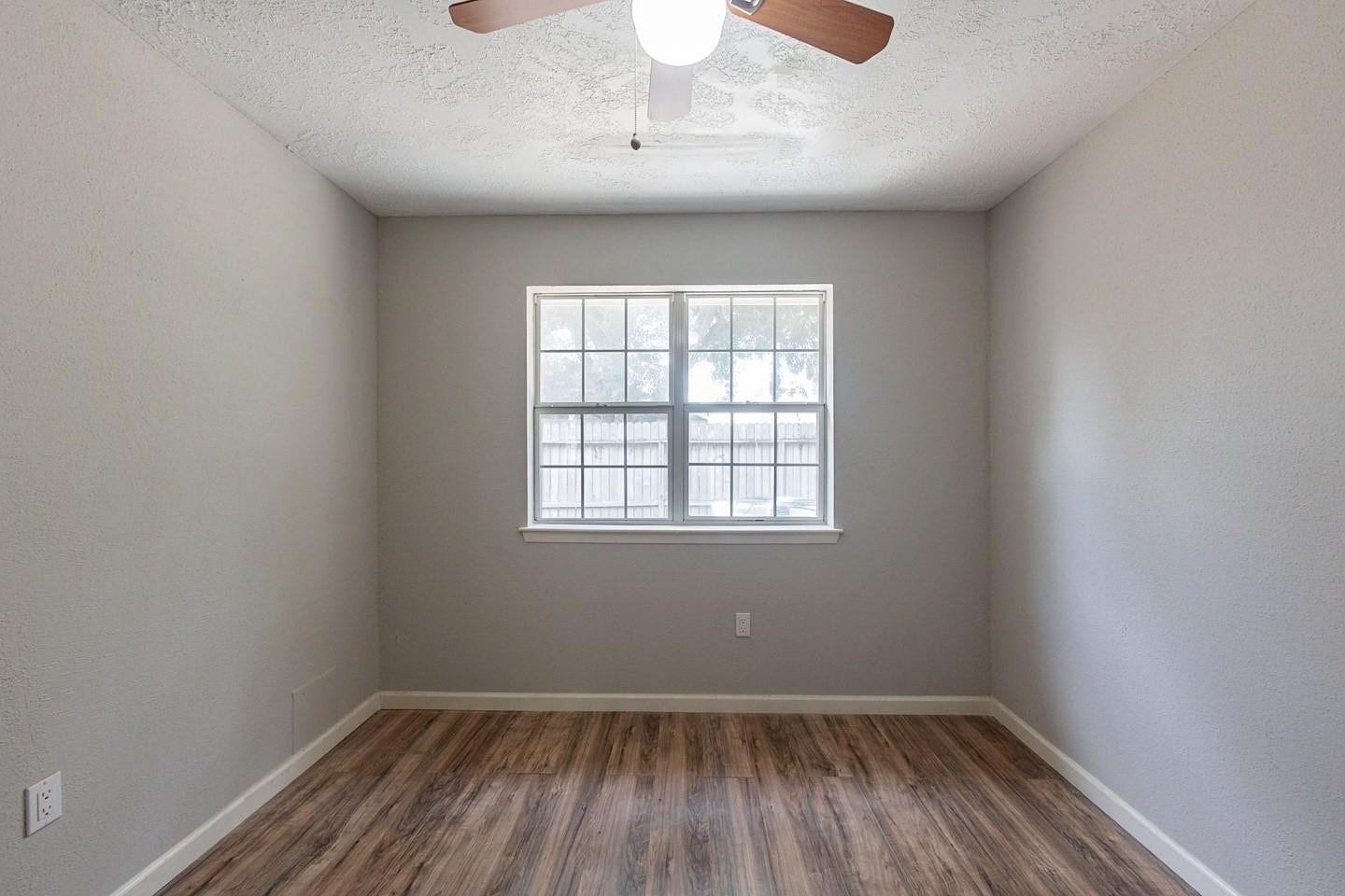 2721 Carson Drive, Katy, TX 77493 2721 Carson Drive, Katy, TX 77493