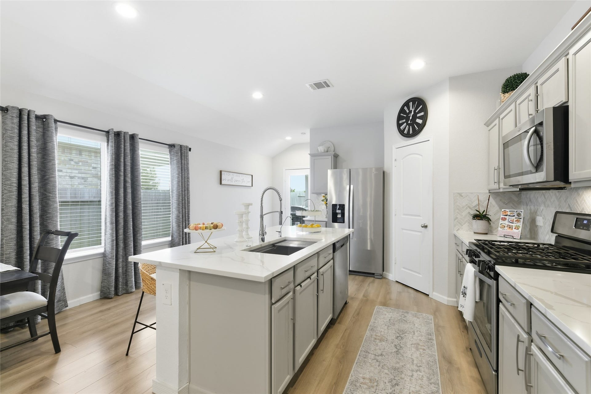 21214 Alder Oaks Drive, New Caney, TX 77357 21214 Alder Oaks Drive, New Caney, TX 77357