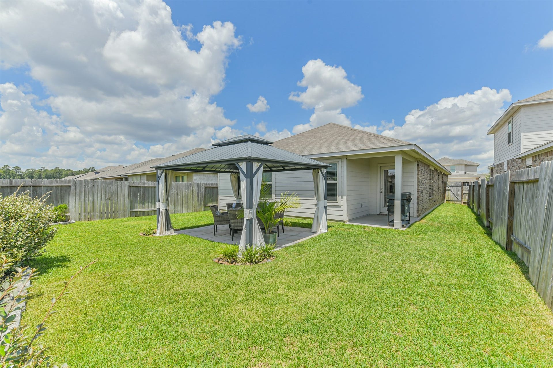21214 Alder Oaks Drive, New Caney, TX 77357 21214 Alder Oaks Drive, New Caney, TX 77357