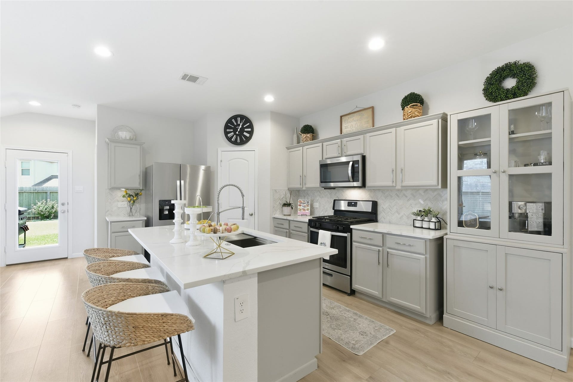 21214 Alder Oaks Drive, New Caney, TX 77357 21214 Alder Oaks Drive, New Caney, TX 77357