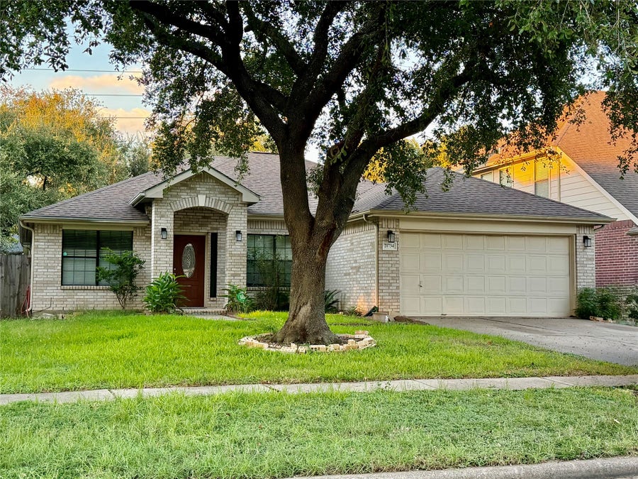 Property photo for 21734 Canyon Terrace Lane, Katy, TX
