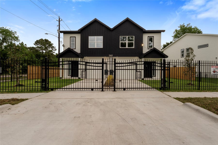 Property photo for 7117 Springdale Street, #B, Houston, TX