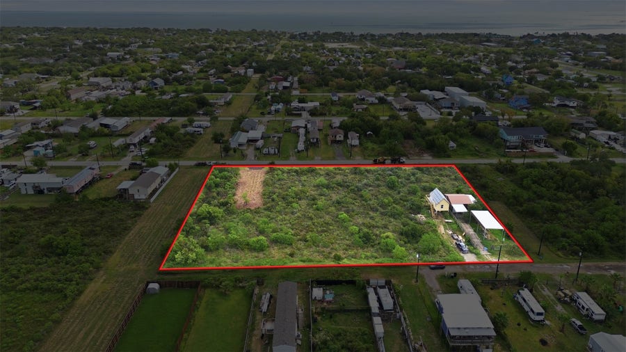 Property photo for 17 W Street, San Leon, TX