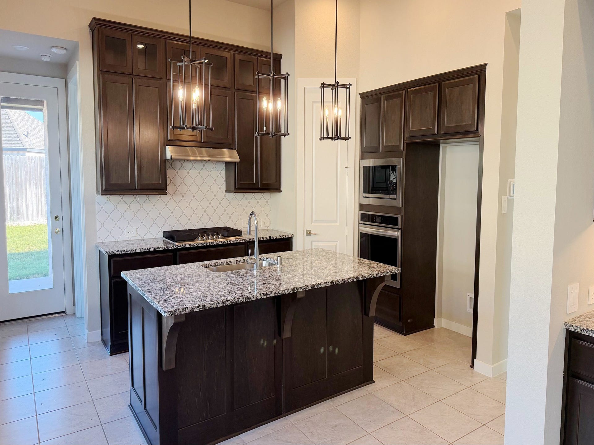 122 Nightshade Street, Richmond, TX 77406 Kitchen