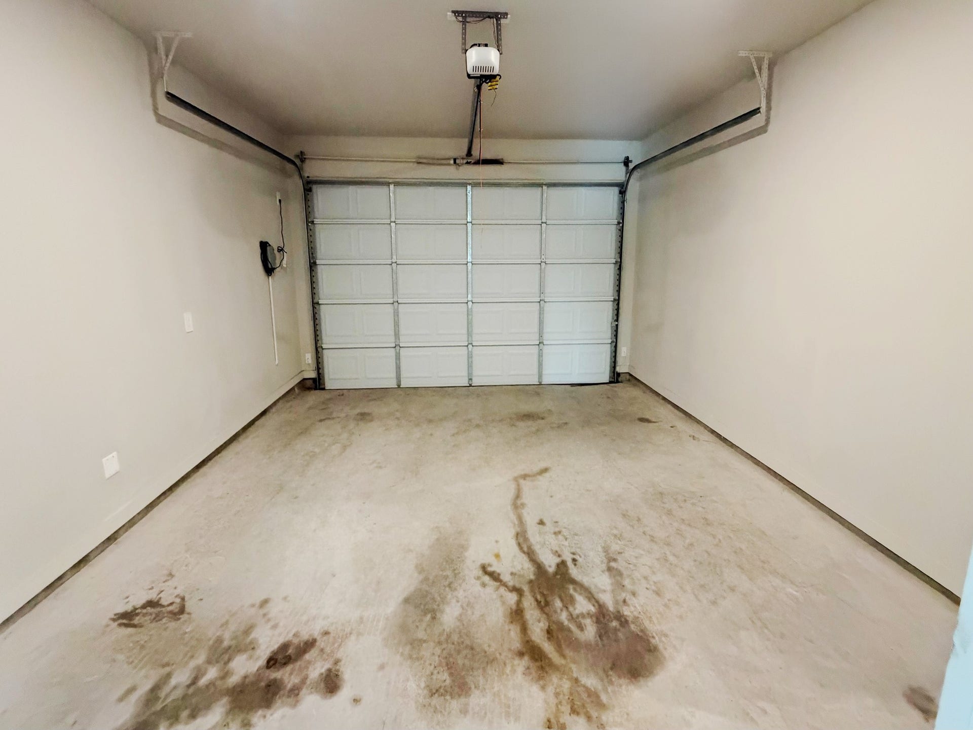 122 Nightshade Street, Richmond, TX 77406 Garage
