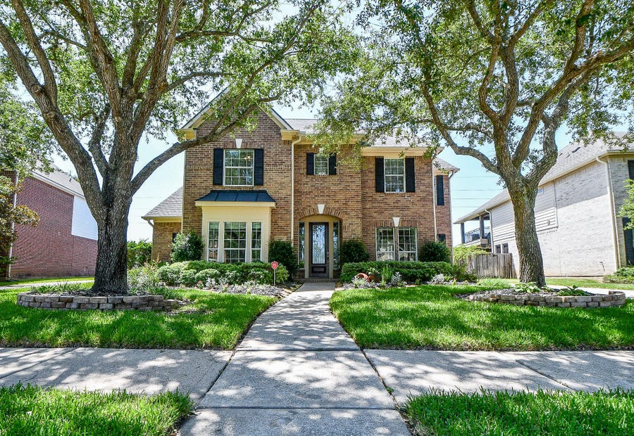 Property photo for 2227 Upland Park Drive, Sugar Land, TX