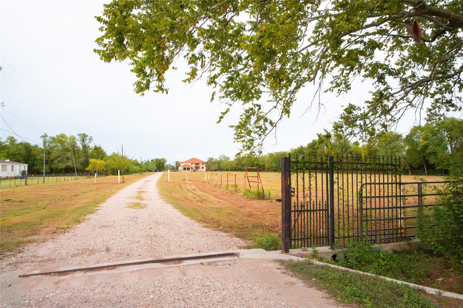 3447 Ramsey Loop Road, Crosby, TX 77532