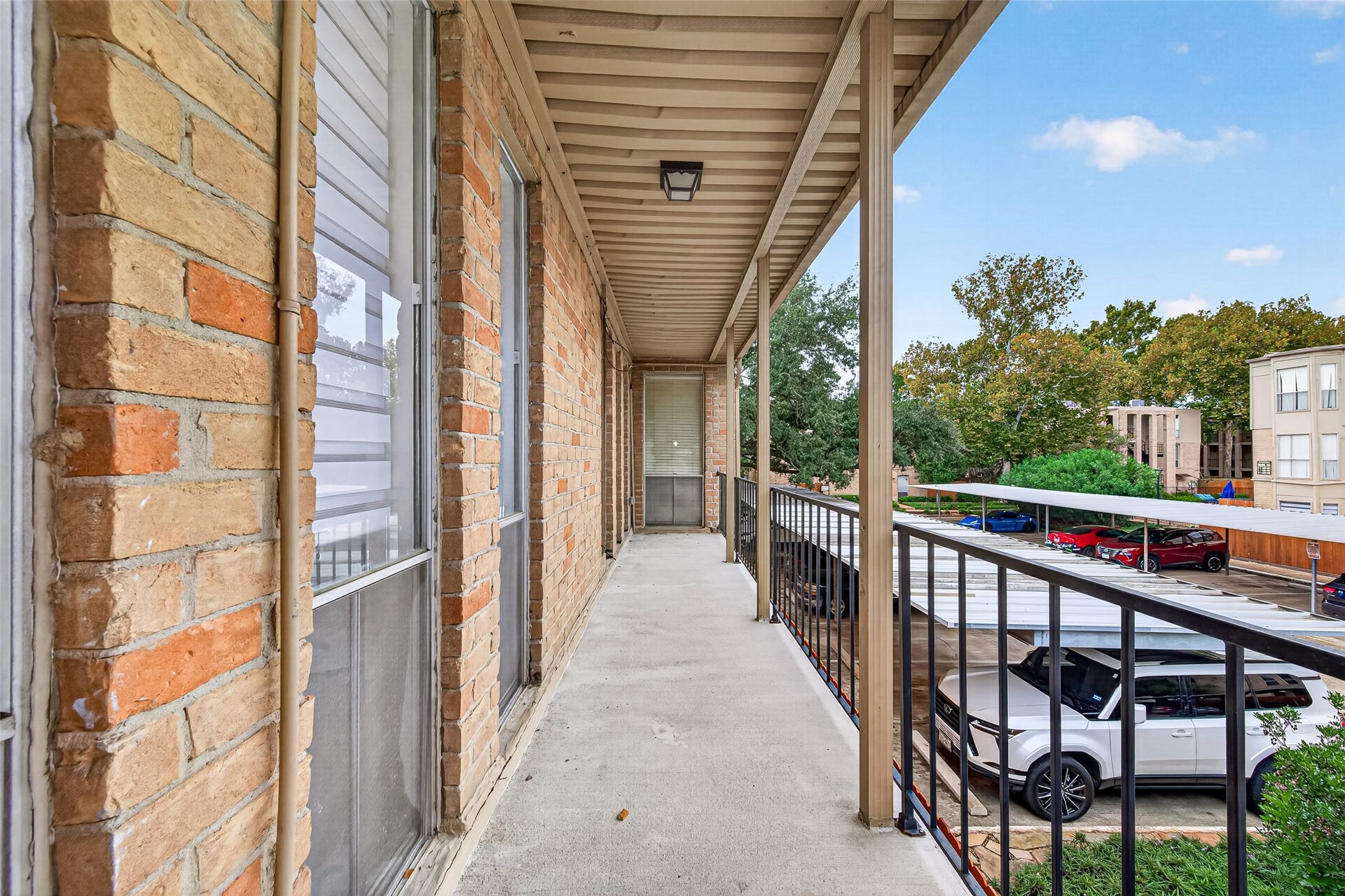 4633 Wild Indigo Street, #530, Houston, TX 77027 4633 Wild Indigo Street, #530, Houston, TX 77027