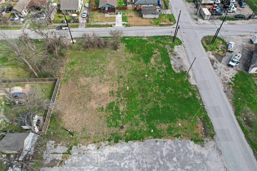 Property photo for 3813 Crane Street, Houston, TX