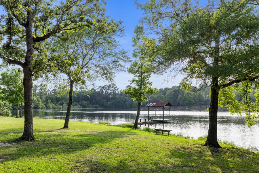 Property photo for 5000 Moody Drive, Montgomery, TX