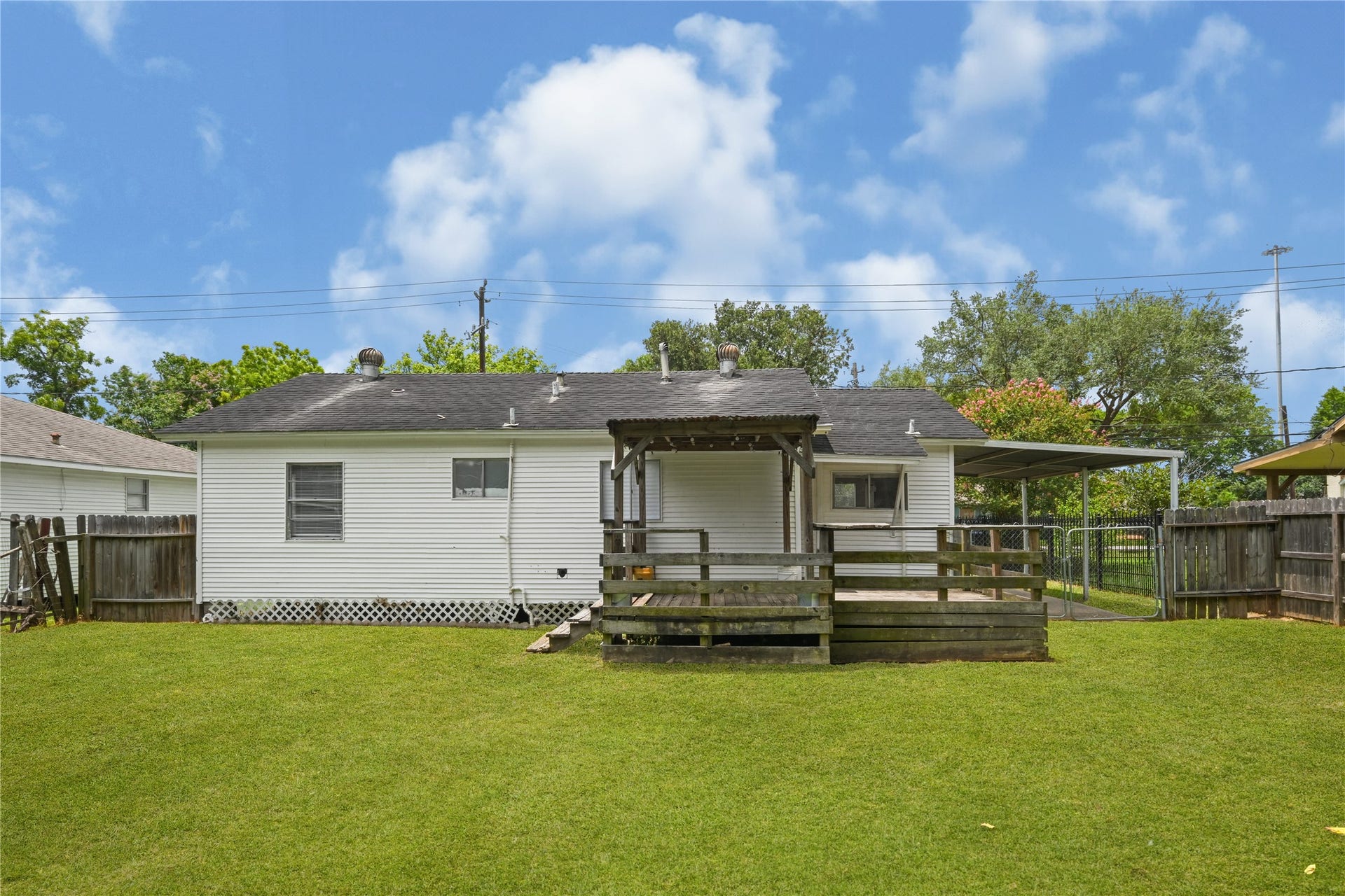 2607 Oleander Drive, Pasadena, TX 77503