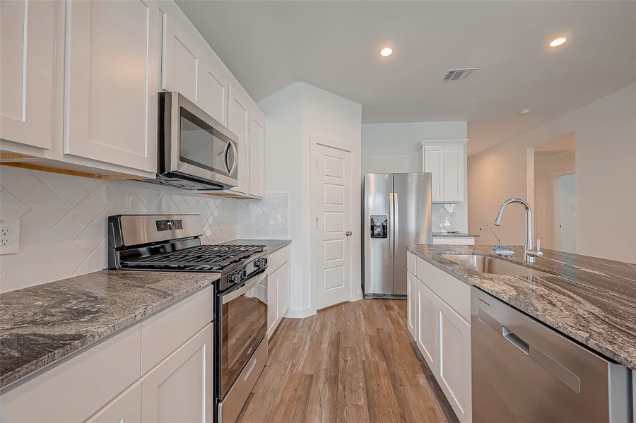 Property photo for 1018 Fringed Bluestar Drive, Rosharon, TX