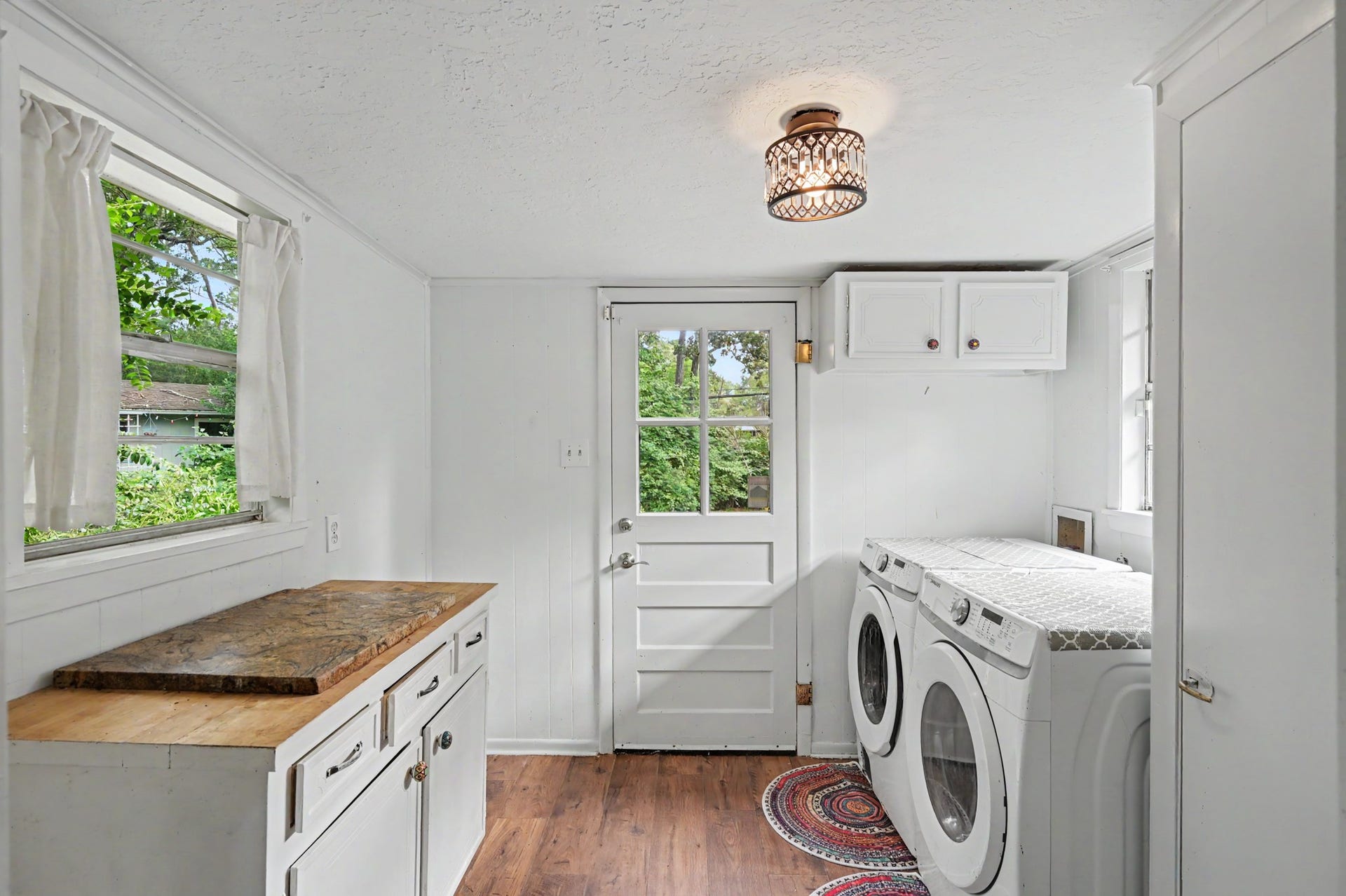 114 N Woodsway Street E, Conroe, TX 77301 114 N Woodsway Street E, Conroe, TX 77301