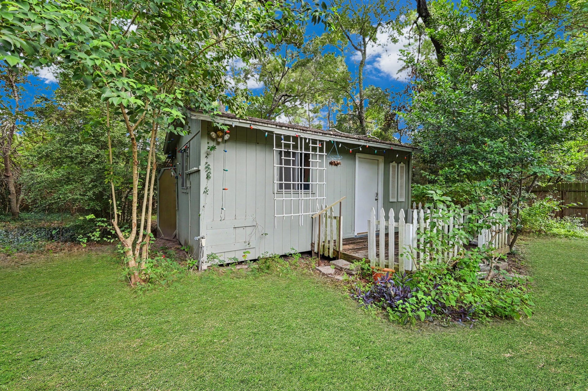 114 N Woodsway Street E, Conroe, TX 77301 114 N Woodsway Street E, Conroe, TX 77301