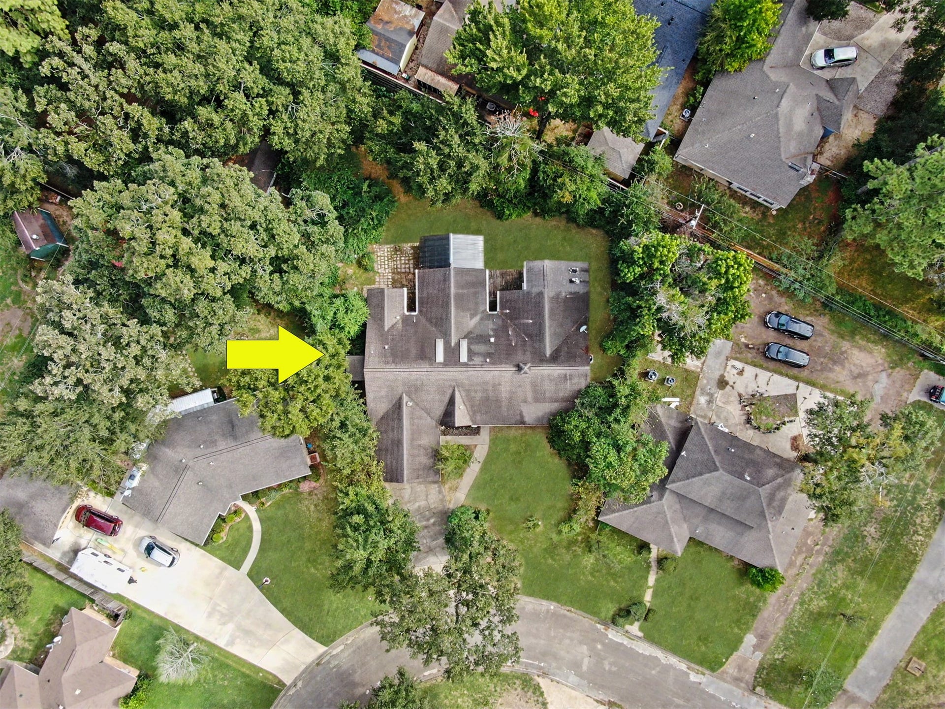 114 N Woodsway Street E, Conroe, TX 77301 114 N Woodsway Street E, Conroe, TX 77301
