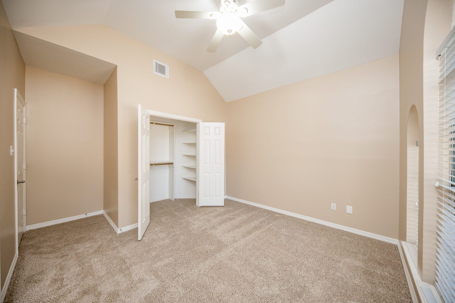 23014 Laguna Point Drive, Katy, TX 77450 23014 Laguna Point Drive, Katy, TX 77450