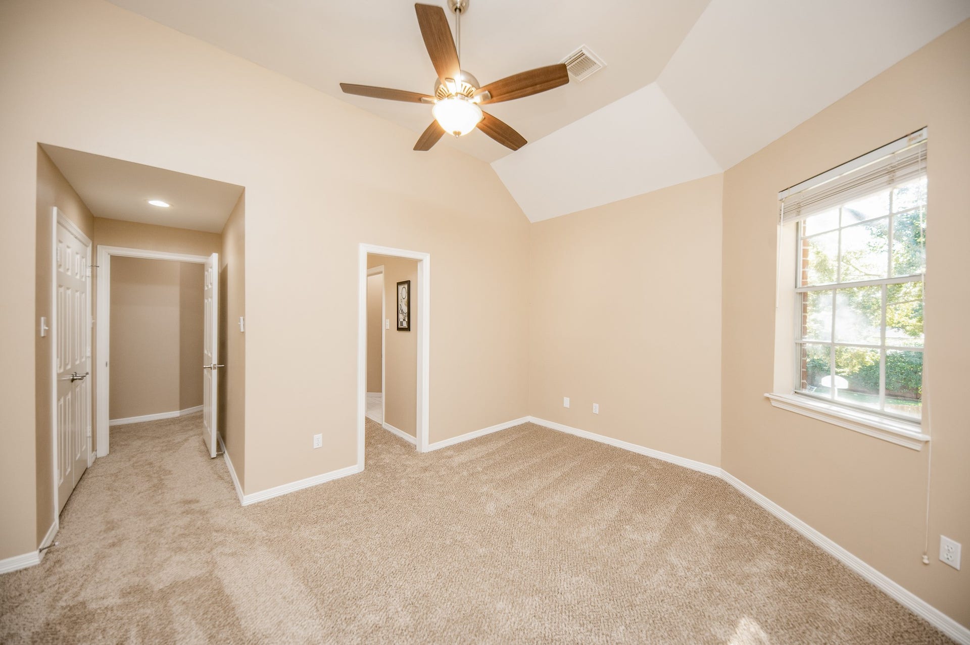 23014 Laguna Point Drive, Katy, TX 77450 23014 Laguna Point Drive, Katy, TX 77450