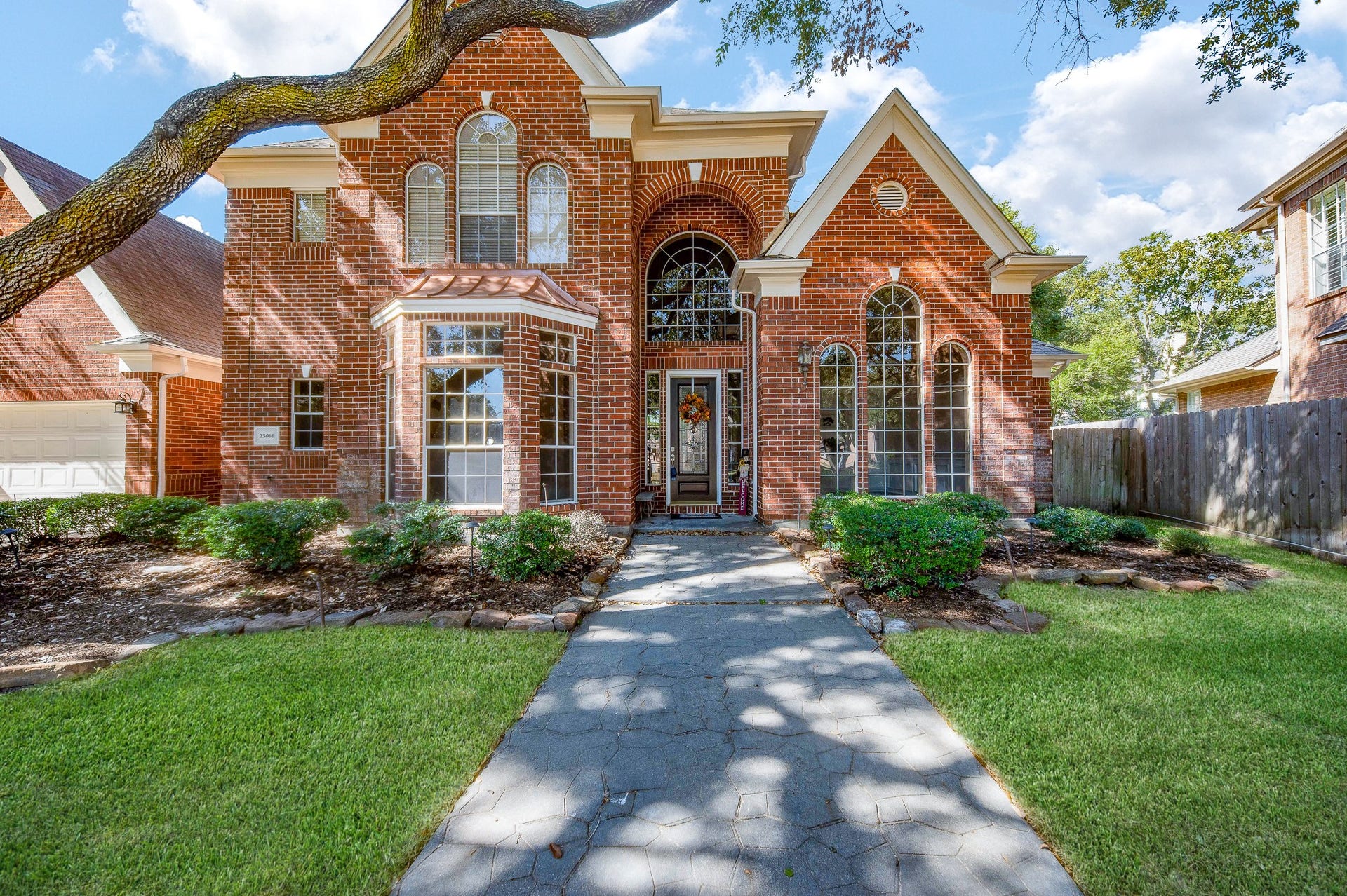 23014 Laguna Point Drive, Katy, TX 77450 Luxury living begins here, with your first exterior view, of this amazing home. Inside, are 5 bedrooms, 4-1/2 bathrooms, all occupying a generous 14,387 square-foot-lot with 4,352 square-feet of interior living space.
