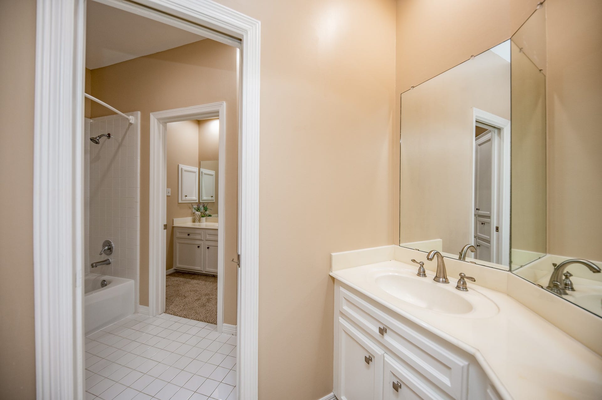 23014 Laguna Point Drive, Katy, TX 77450 23014 Laguna Point Drive, Katy, TX 77450
