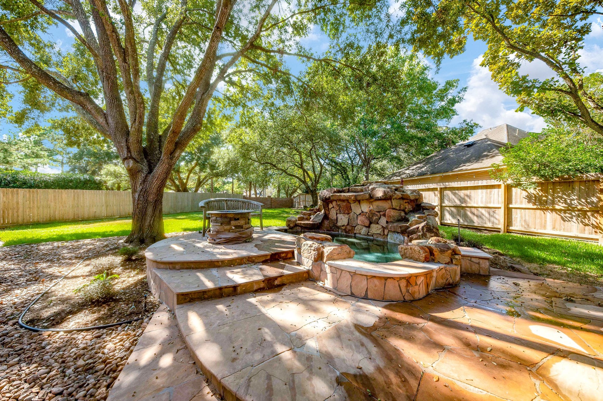 23014 Laguna Point Drive, Katy, TX 77450 23014 Laguna Point Drive, Katy, TX 77450