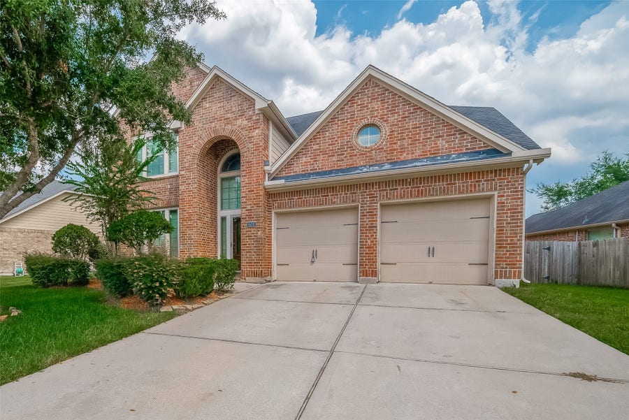 Property photo for 16010 Juniper Shores Drive, Houston, TX