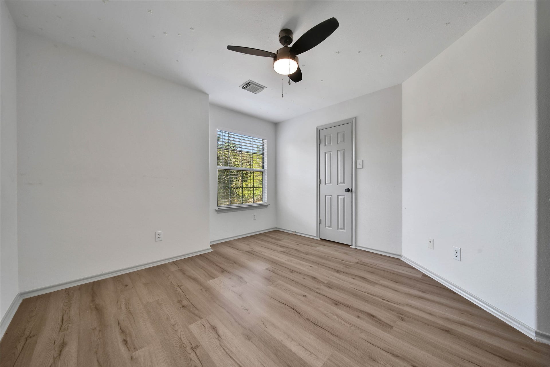 26 Peachridge Place, Spring, TX 77382 26 Peachridge Place, Spring, TX 77382