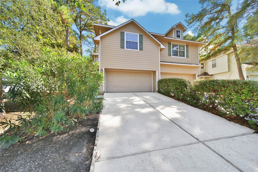 Property photo for 26 Peachridge Place, Spring, TX