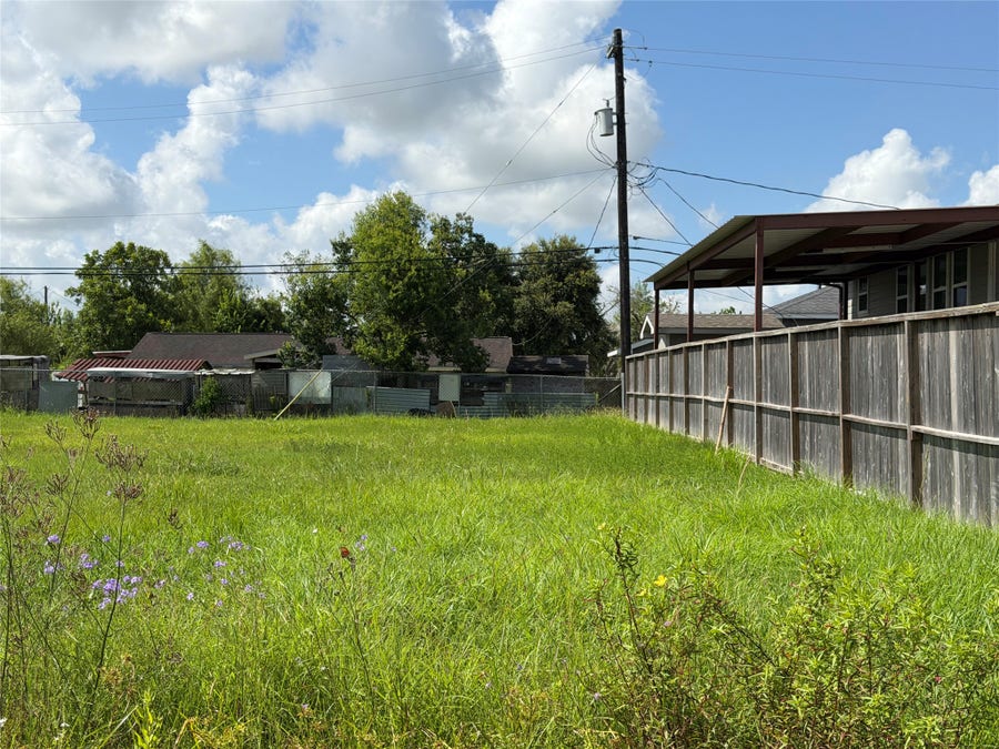 Property photo for 4950 Almeda School Road, Rosharon, TX