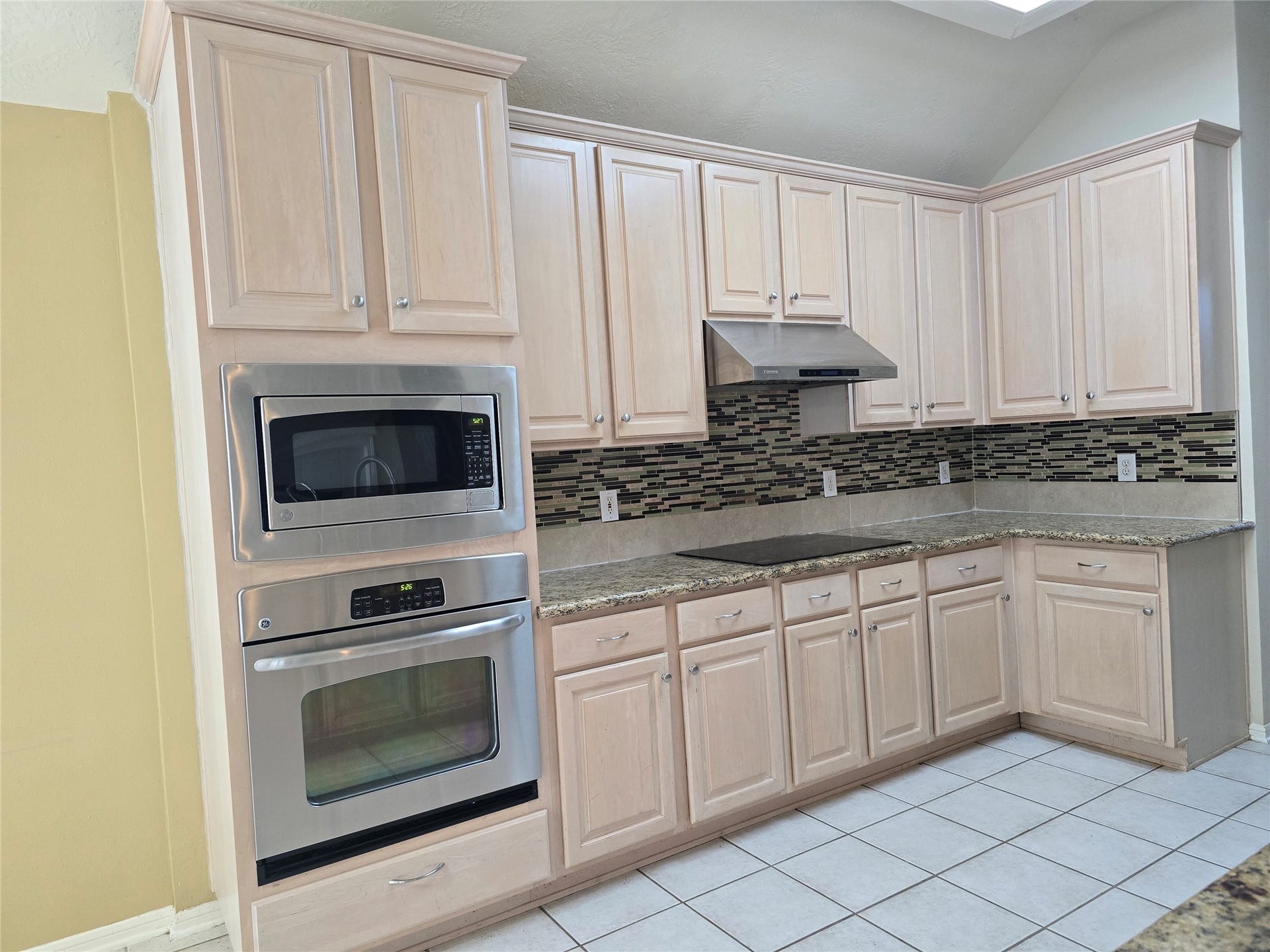9406 Sunlake Drive, Pearland, TX 77584
