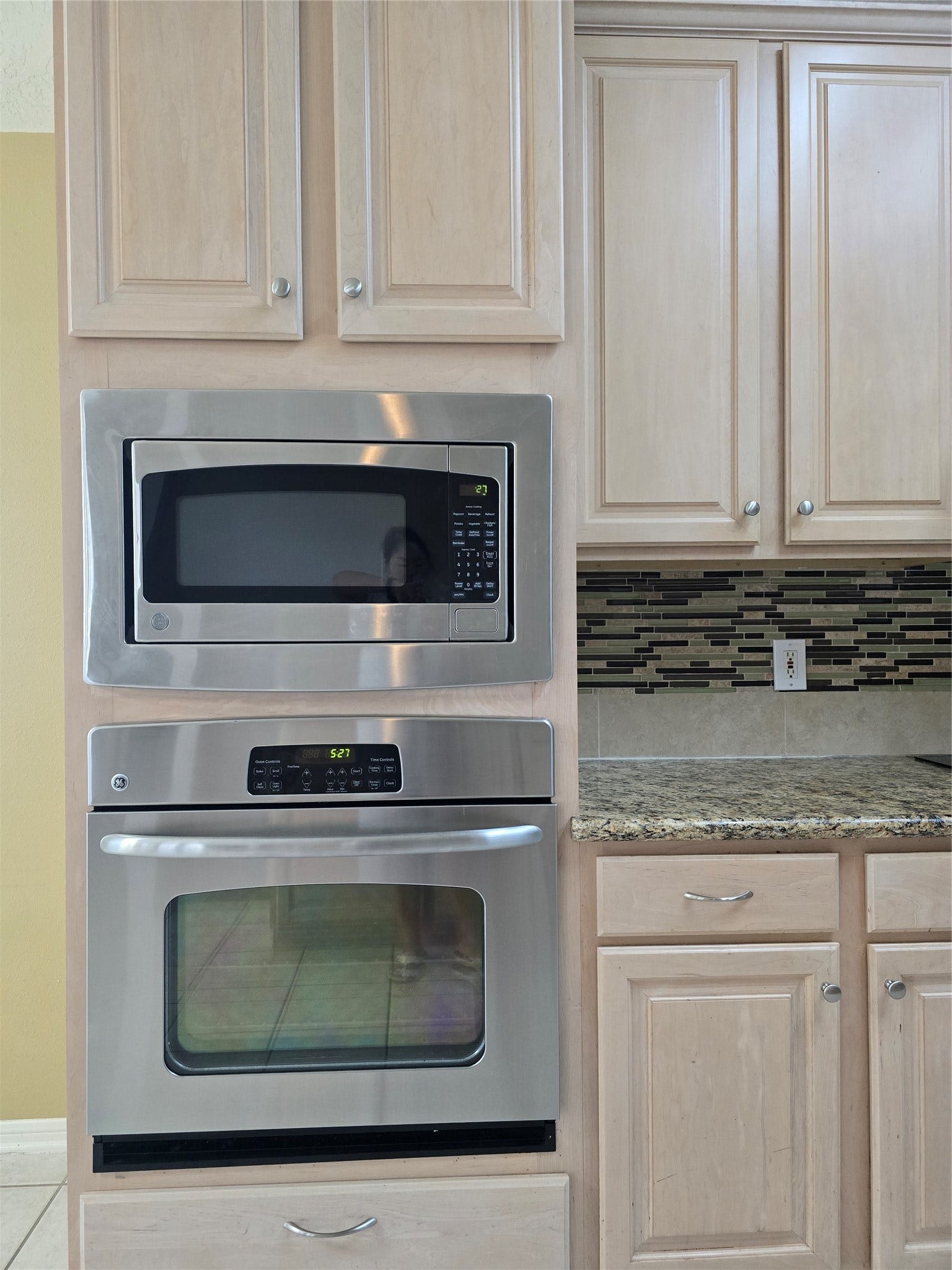 Built-in Microwave and Wall Oven