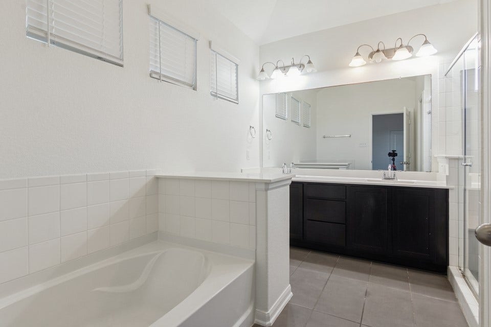 15446 Kirkdell Bend Drive, Humble, TX 77346 15446 Kirkdell Bend Drive, Humble, TX 77346