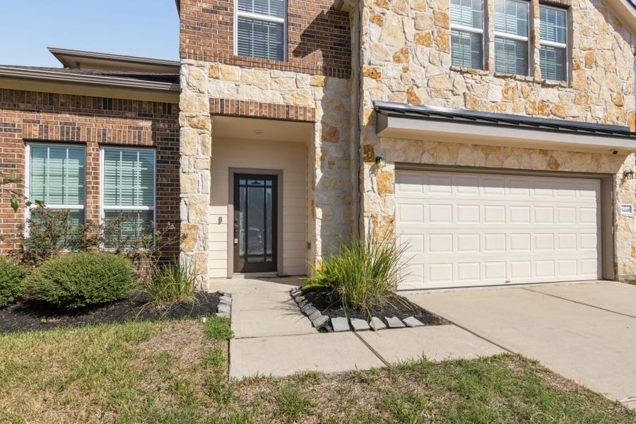 Property photo for 15446 Kirkdell Bend Drive, Humble, TX