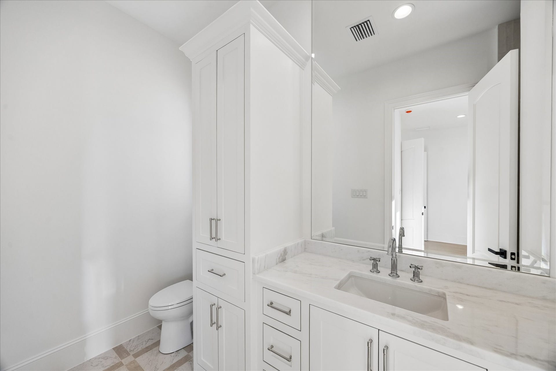 4702 Sunset Circle, Sugar Land, TX 77479