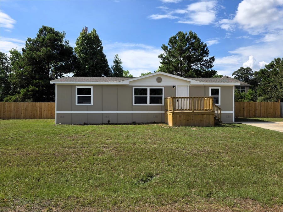 Property photo for 16423 Trenda Court, Conroe, TX