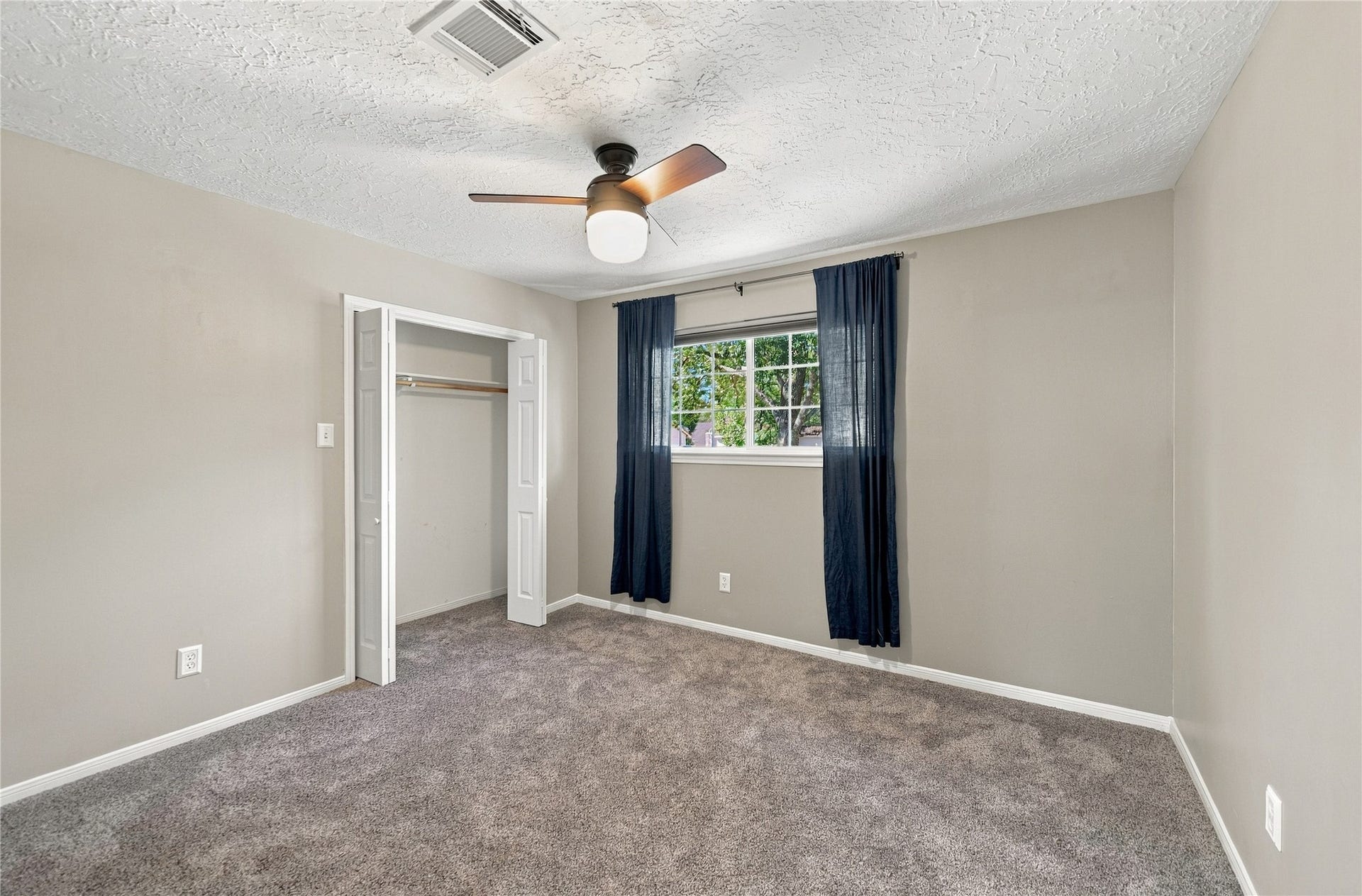 3222 Knoll Manor Drive, Houston, TX 77345