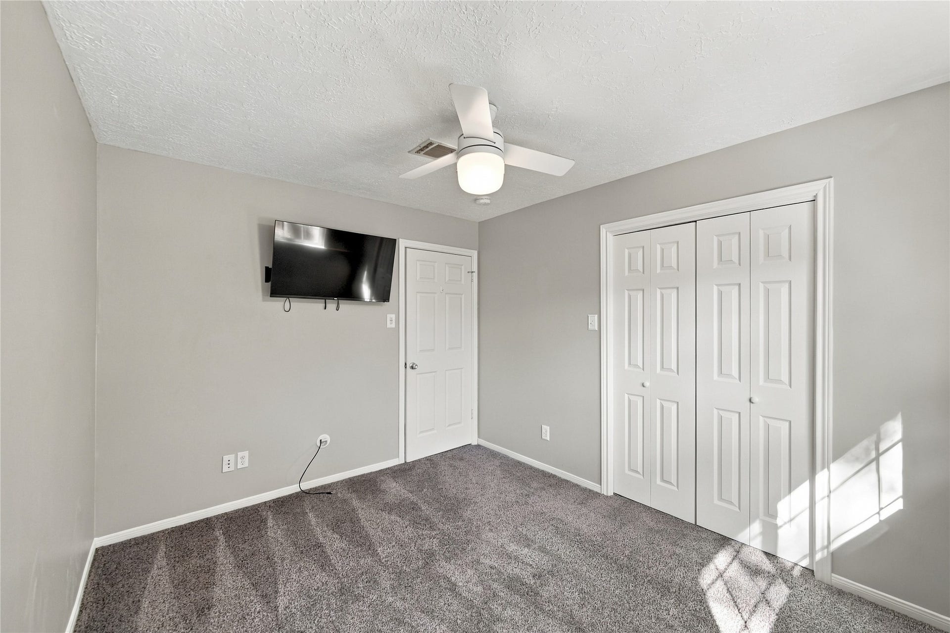 3222 Knoll Manor Drive, Houston, TX 77345