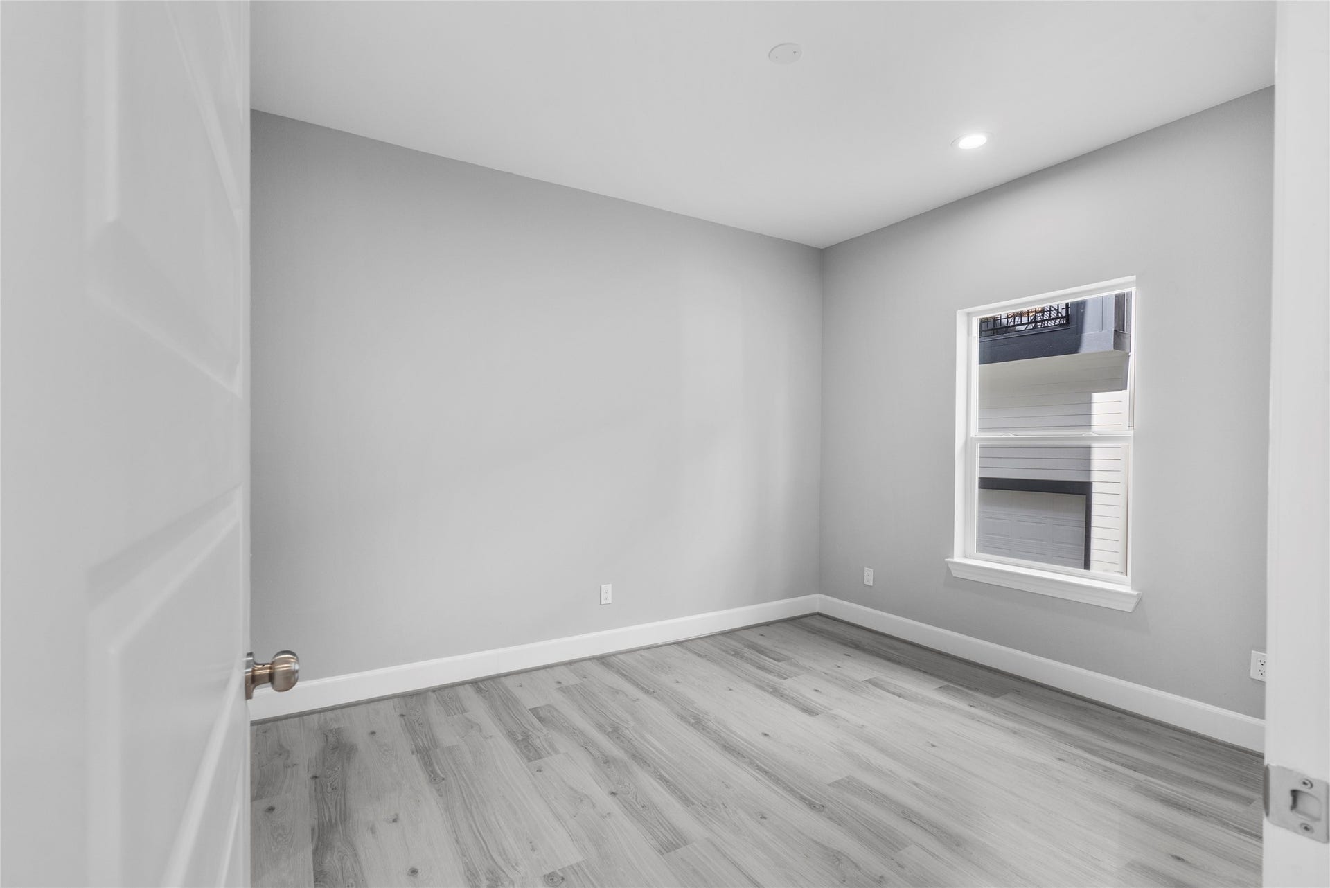 1122 W 16th Street, #B, Houston, TX 77008 Guest bedroom - First floor