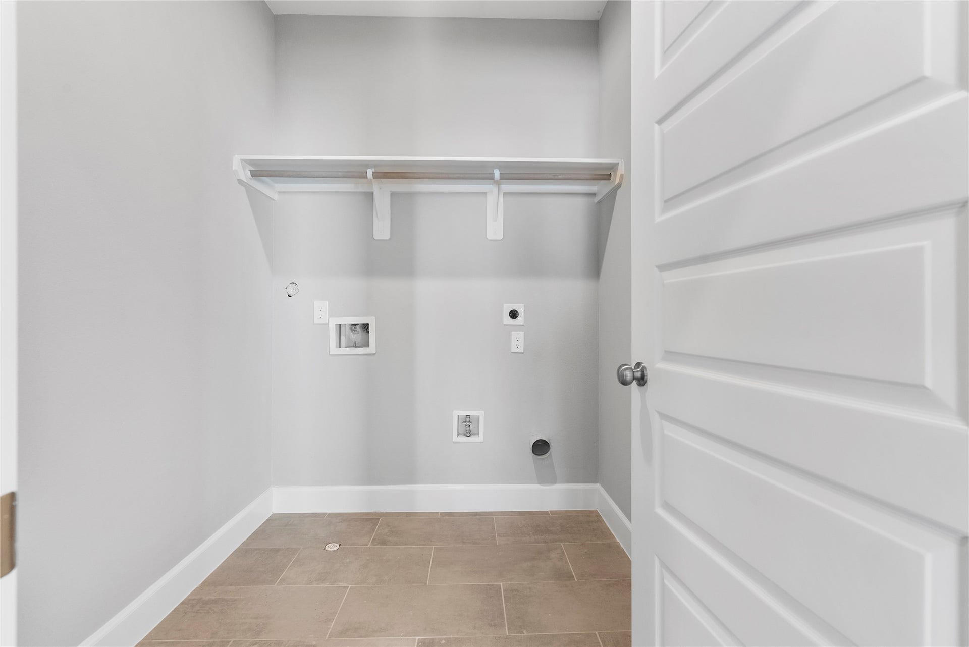 1122 W 16th Street, #B, Houston, TX 77008 Utility room - Third floor