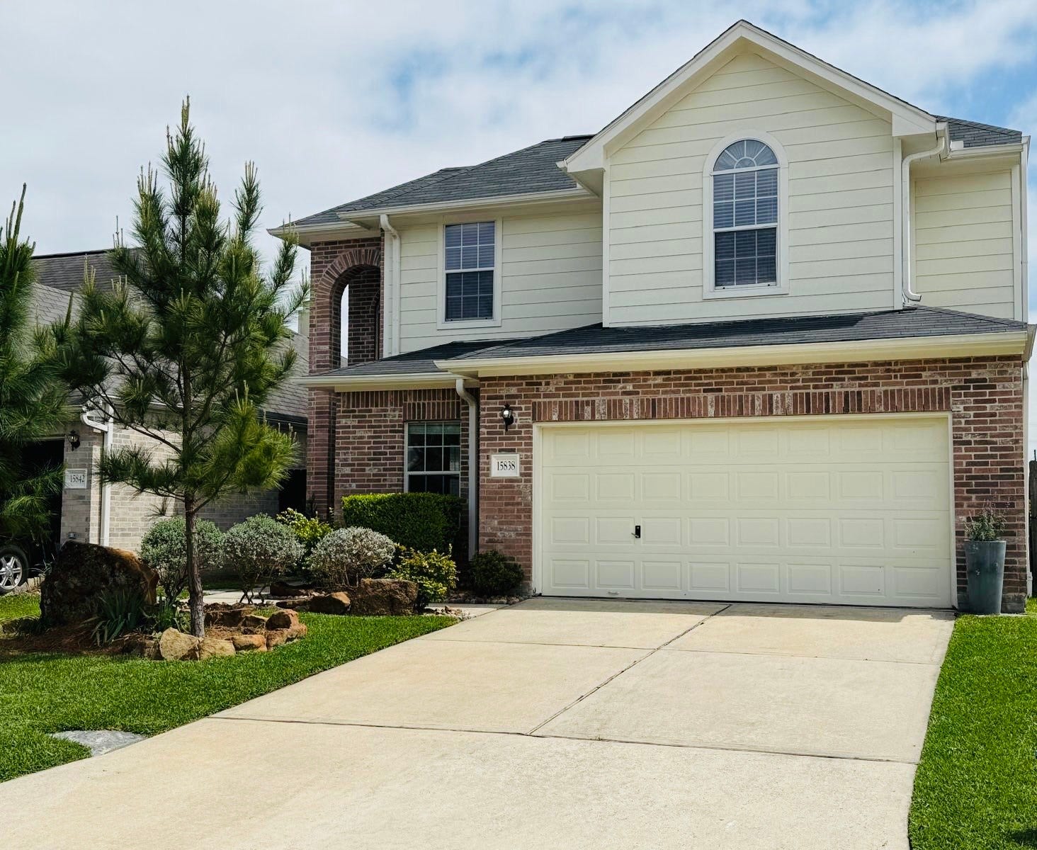 15838 Collinsville Drive, Tomball, TX 77377 15838 Collinsville Drive, Tomball, TX 77377