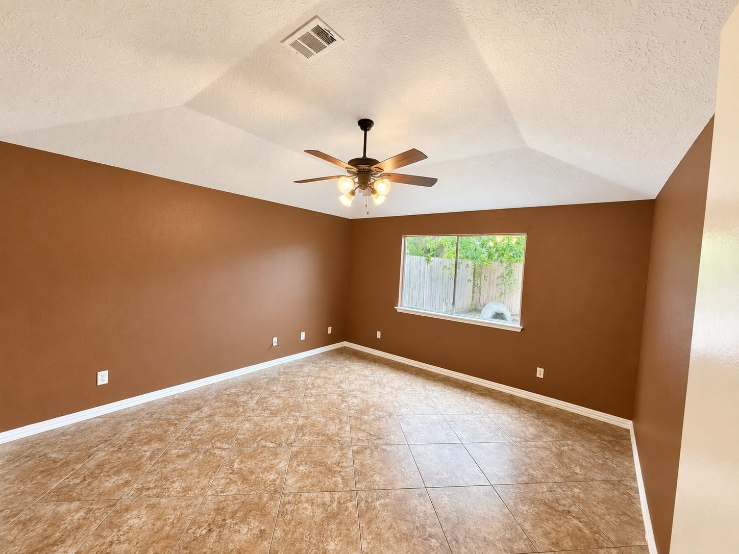 12175 Swords Creek Road, Houston, TX 77067 Primary Bedroom