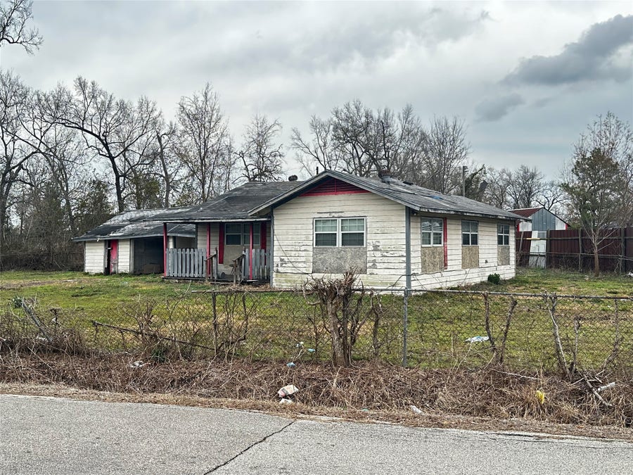 Property photo for 8614 Fringewood Drive, Houston, TX